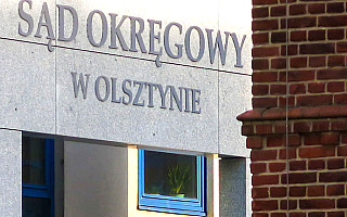 Policja szuka autora fałszywego alarmu bombowego. Przez „żartownisia” ewakuowano olsztyński sąd